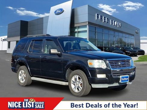 Used 2010 Ford Explorer XLT image 1