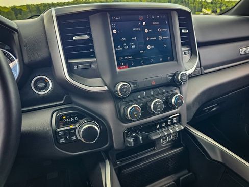 Used 2022 RAM 1500 Big Horn AWD/4WD image 22