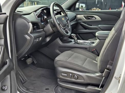 Certified 2023 Chevrolet Traverse LT image 14