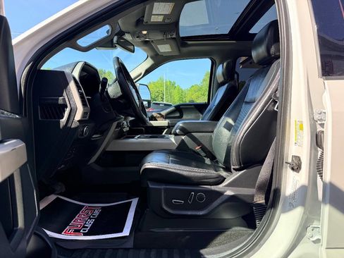 Used 2019 Ford F250 Lariat w/ Lariat Ultimate Package image 20