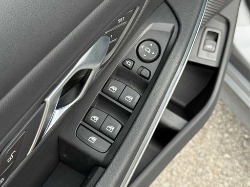 Used 2025 BMW 330i Sedan image 27