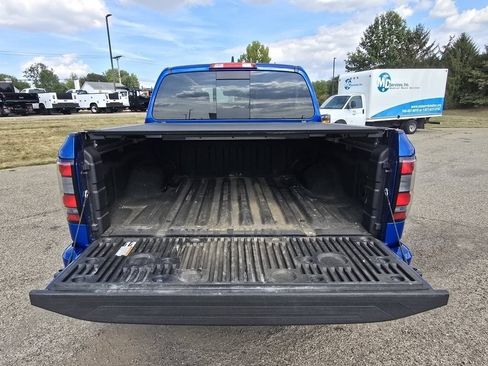 Used 2024 Nissan Frontier SL w/ Technology Package AWD/4WD image 18