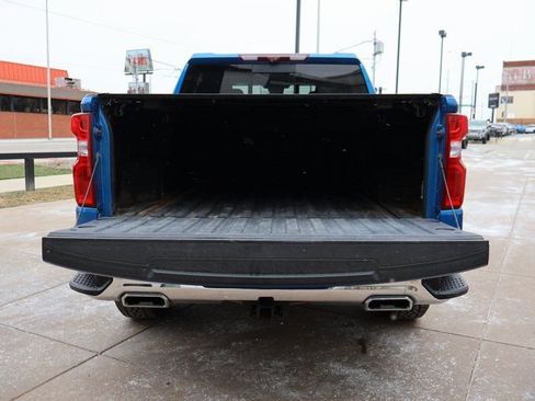 Used 2022 Chevrolet Silverado 1500 LTZ w/ LTZ Premium Package AWD/4WD image 23