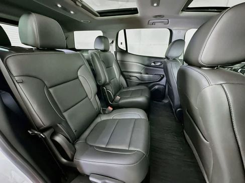Used 2023 GMC Acadia SLT w/ Elevation Edition AWD/4WD image 33