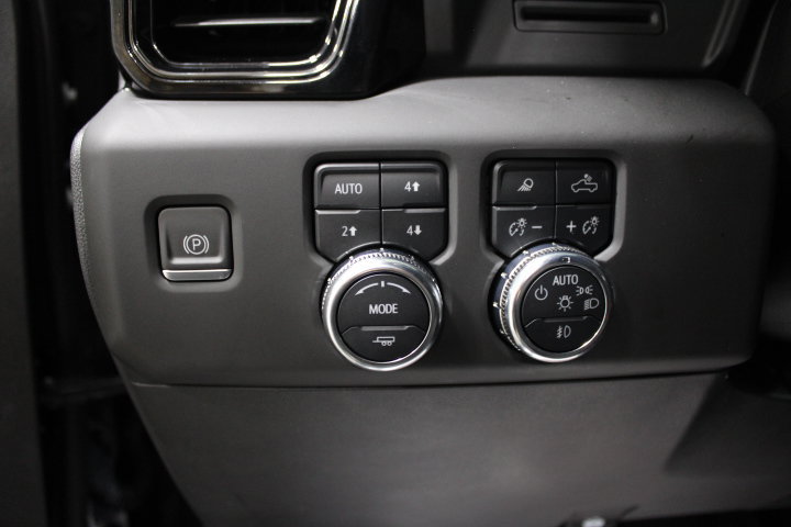 Used 2023 GMC Sierra 1500 AT4 w/ AT4 Preferred Package AWD/4WD image 43