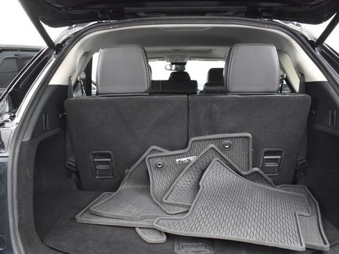 Certified 2022 MAZDA CX-9 Touring w/ Touring Premium Package image 29