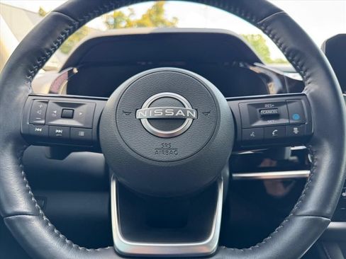 Certified 2024 Nissan Pathfinder SL AWD/4WD image 18