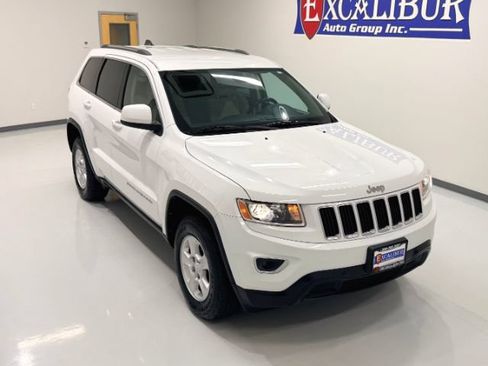Used 2014 Jeep Grand Cherokee Laredo w/ Quick Order Package 23E AWD/4WD image 38