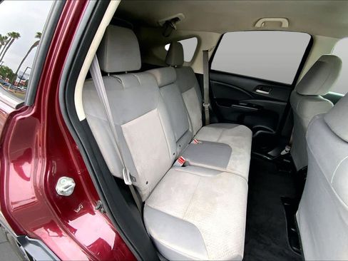 Used 2016 Honda CR-V SE image 19