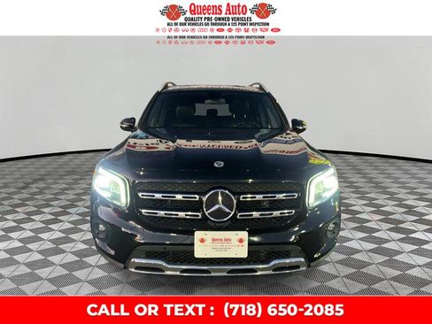 Used 2020 Mercedes-Benz GLB 250 4MATIC w/ Premium Package image 1