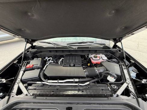 New 2026 GMC Sierra 1500 SLE image 22