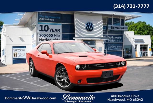 Used 2023 Dodge Challenger SXT w/ Plus Package RWD image 1