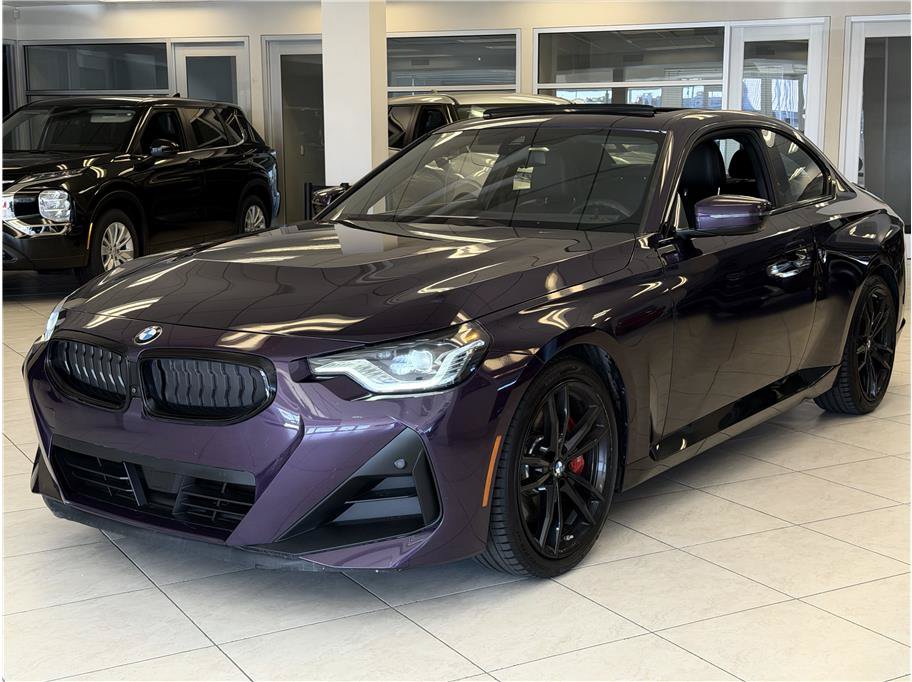 Used 2024 BMW 230i Coupe w/ Premium Package RWD image 1