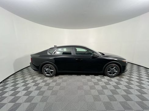 New 2026 Kia K4 FWD image 2