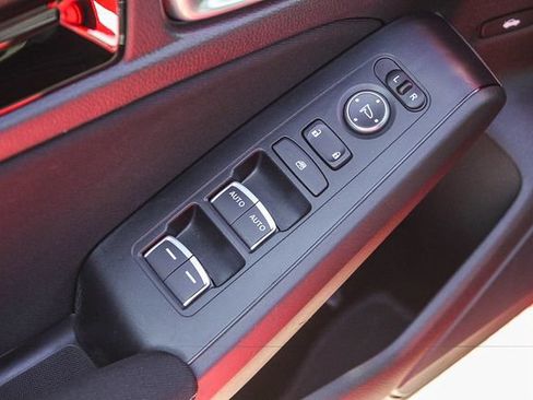 Used 2025 Honda Civic Sport image 26