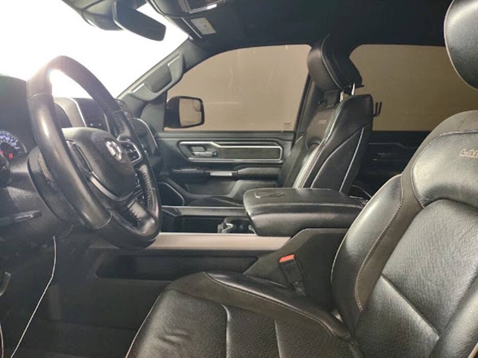 Used 2023 RAM 1500 Laramie AWD/4WD image 13
