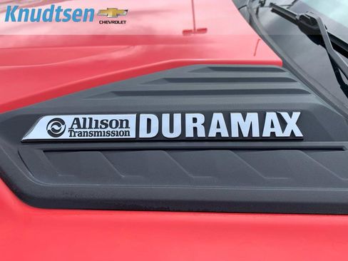 Used 2021 Chevrolet Silverado 2500 LT w/ Convenience Package image 10