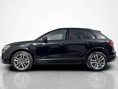 Used 2025 Audi Q3 2.0T Premium w/ Convenience Package image 2