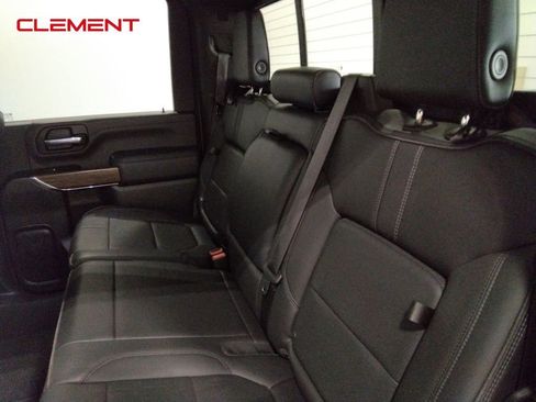 Used 2022 Chevrolet Silverado 2500 High Country w/ Safety Package II image 33