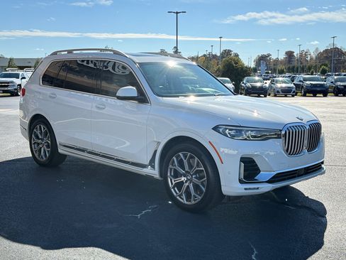Used 2019 BMW X7 xDrive50i w/ Dynamic Handling Package image 6