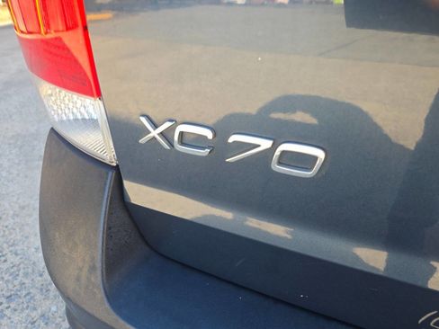 Used 2005 Volvo XC70 image 6