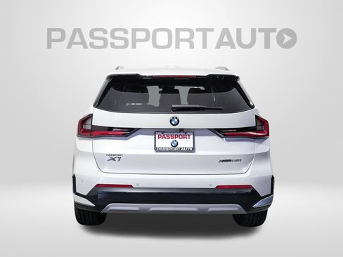 Used 2025 BMW X1 xDrive28i w/ Technology Package AWD/4WD image 6