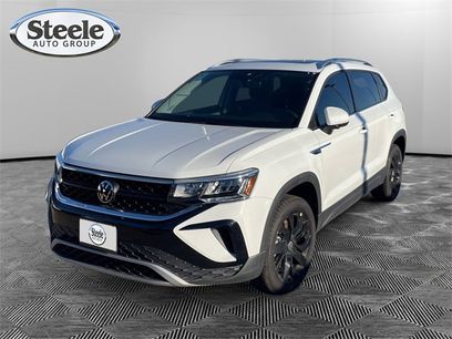 New 2024 Volkswagen Taos SE