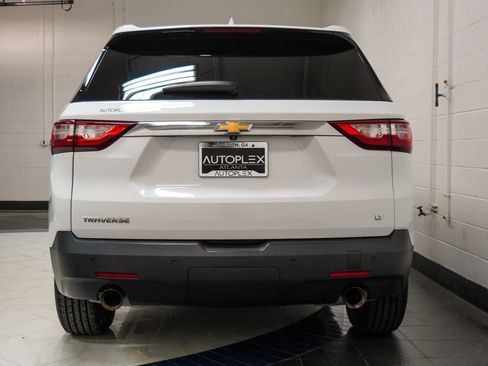 Used 2021 Chevrolet Traverse LT FWD image 37