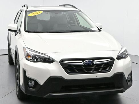 Used 2023 Subaru Crosstrek 2.0i Premium AWD/4WD image 2
