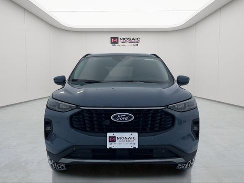 New 2026 Ford Escape Base w/ PHEV Premium Package image 2