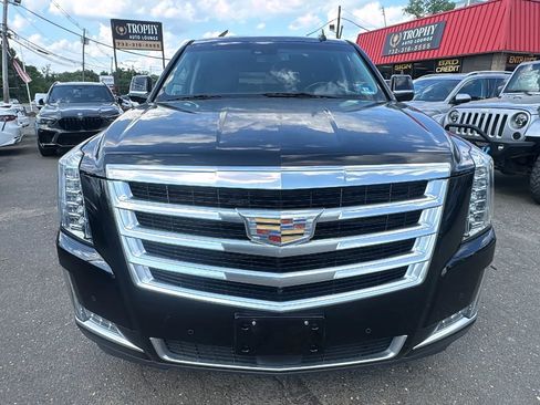 Used 2016 Cadillac Escalade Premium AWD/4WD image 2