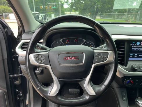 Used 2019 GMC Acadia SLT AWD/4WD image 10