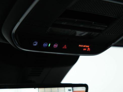 Used 2026 Chevrolet Traverse High Country w/ LPO, Floor Liner Package AWD/4WD image 52