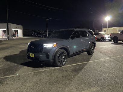 New 2026 Ford Explorer ST-Line w/ ST-Line Street Pack