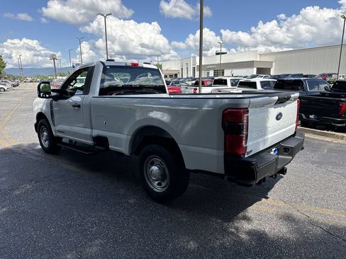 New 2025 Ford F350 XL w/ 360-Degree Camera Package RWD image 5