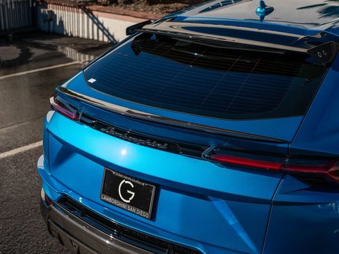 Used 2023 Lamborghini Urus Performante image 12