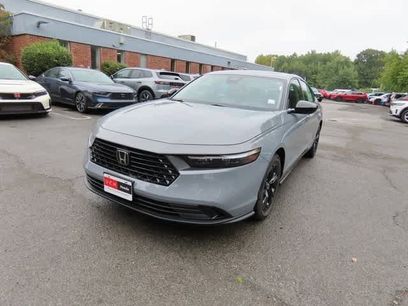 New 2025 Honda Accord SE