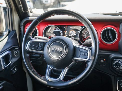 Used 2020 Jeep Gladiator Rubicon image 14