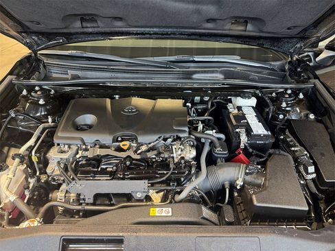 Used 2023 Toyota Camry XSE image 27