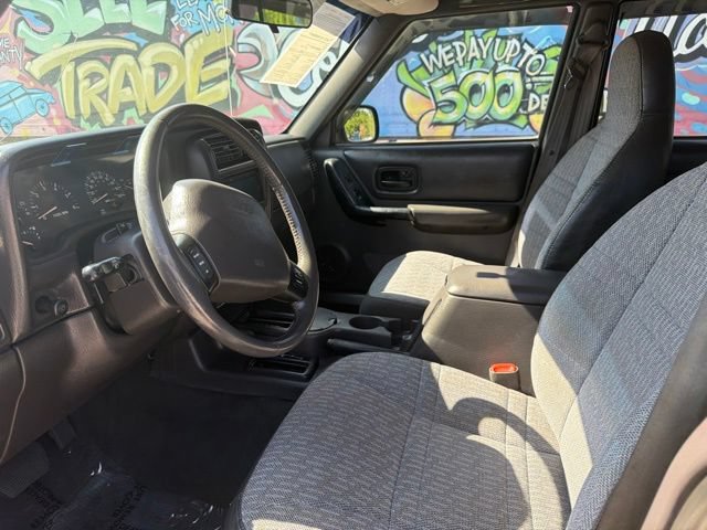 Used 2001 Jeep Cherokee Sport AWD/4WD image 8