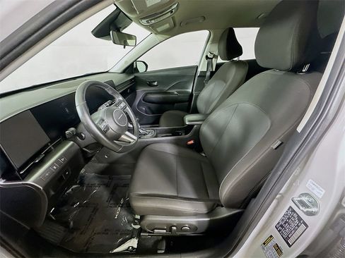 Used 2024 Hyundai Kona SEL image 15