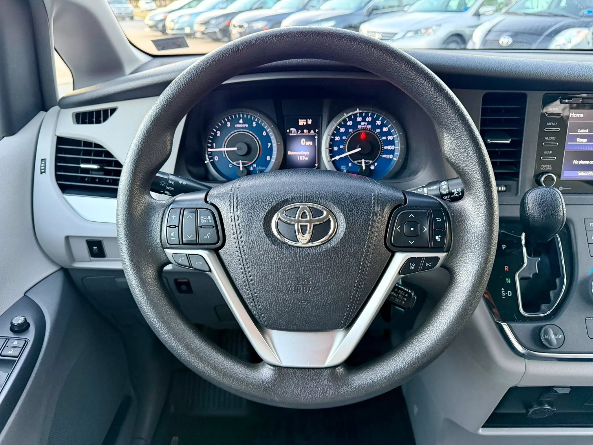 Used 2019 Toyota Sienna LE FWD image 17