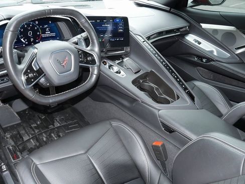 Used 2021 Chevrolet Corvette Stingray Preferred Cpe w/ Z51 Performance Package image 16