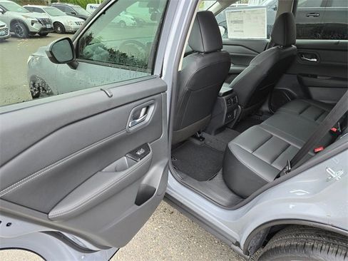 New 2026 Nissan Rogue SV image 12