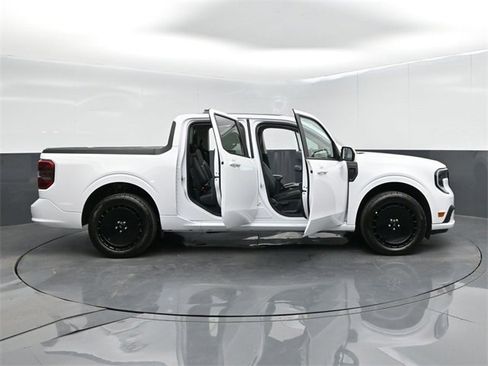 Used 2025 Ford Maverick Lobo image 71