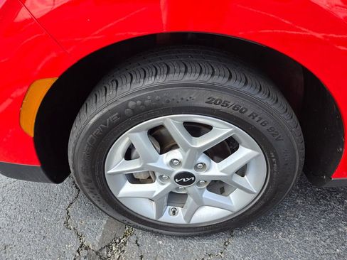 Used 2024 Kia Soul LX w/ Option Group 015 image 17