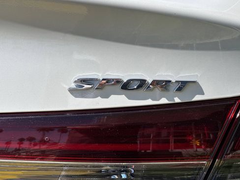 Certified 2025 Honda Civic Sport image 26
