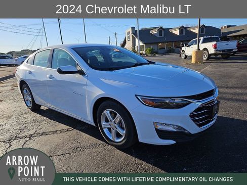Used 2024 Chevrolet Malibu LT image 1