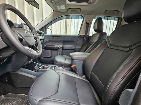 Used 2024 Ford Maverick Lariat w/ Black Appearance Package image 13