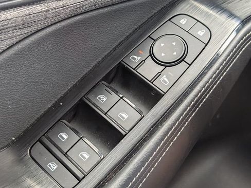 Used 2022 Nissan Rogue SV AWD/4WD image 21